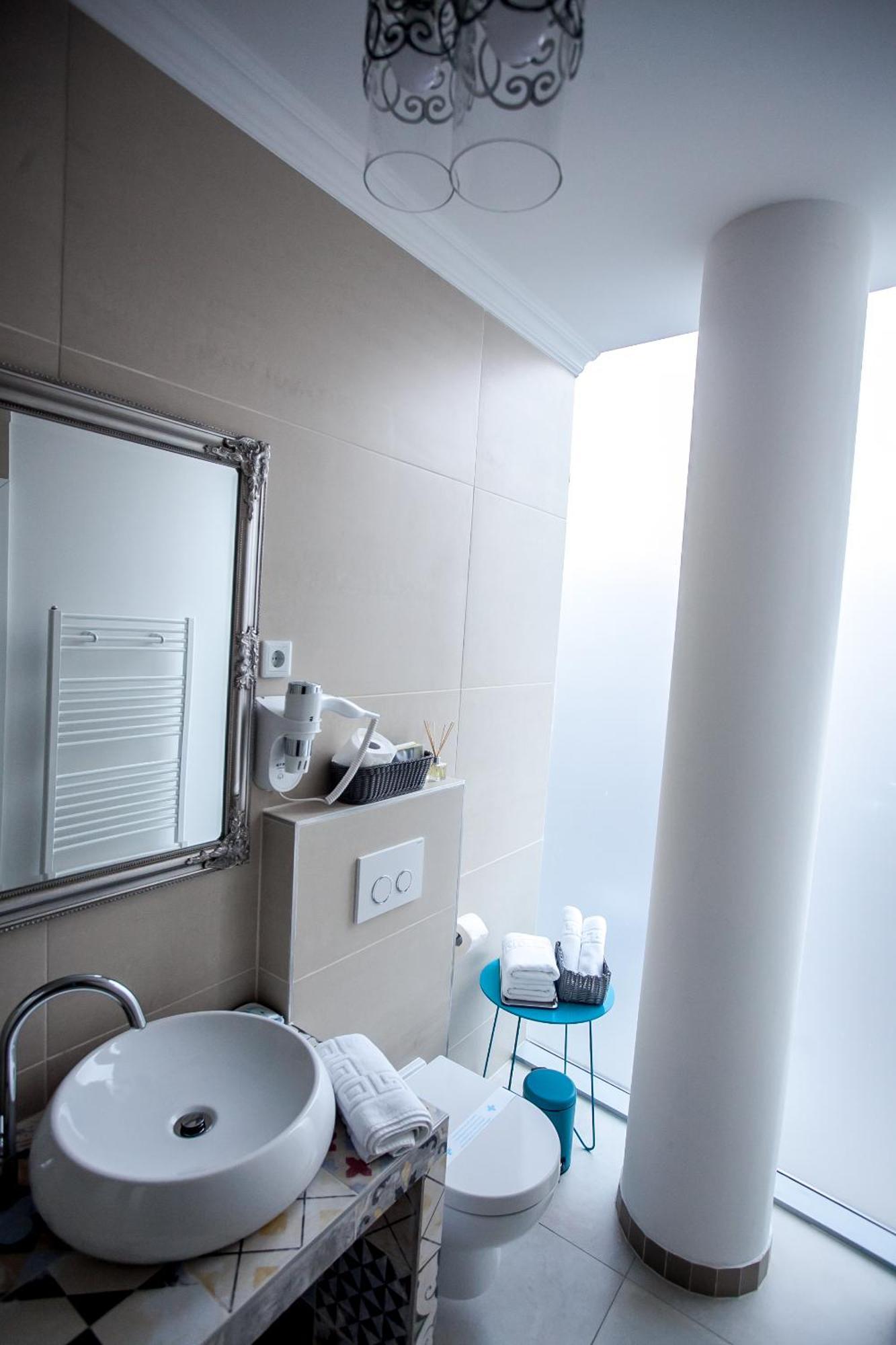 Flex Selfcheckins - Zagreb - Hostel - 8 Rooms - City Centre Buitenkant foto